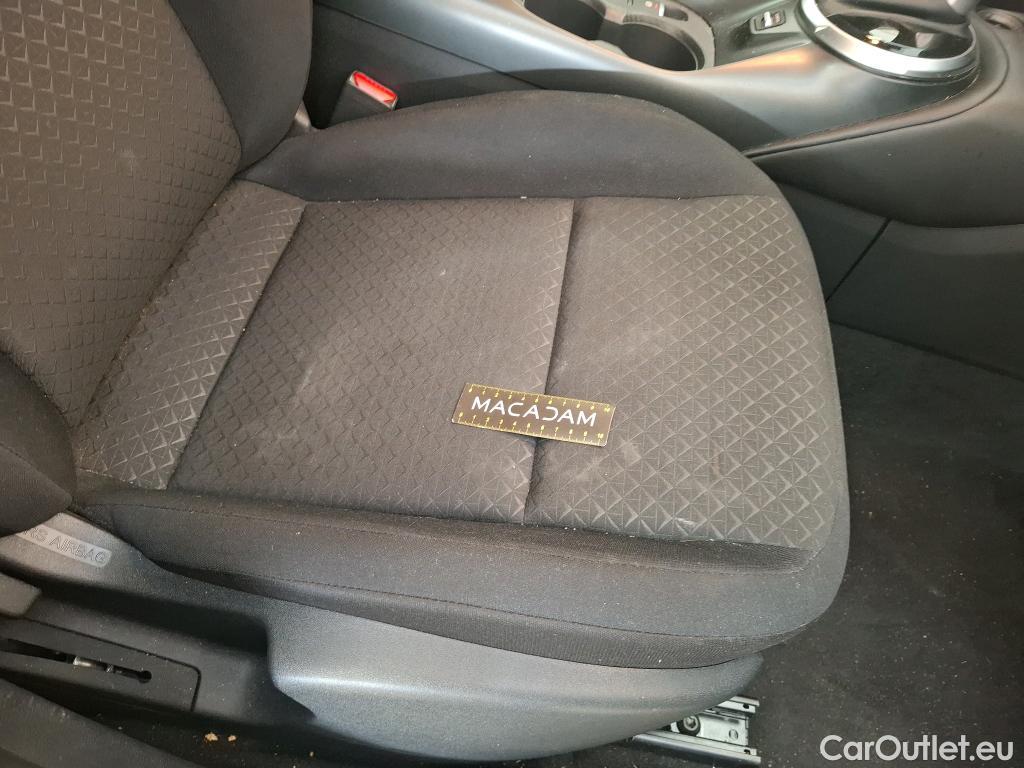  Nissan  Juke NISSAN  / 2019 / 5P / Crossover Hybrid 143 Business Edition #12