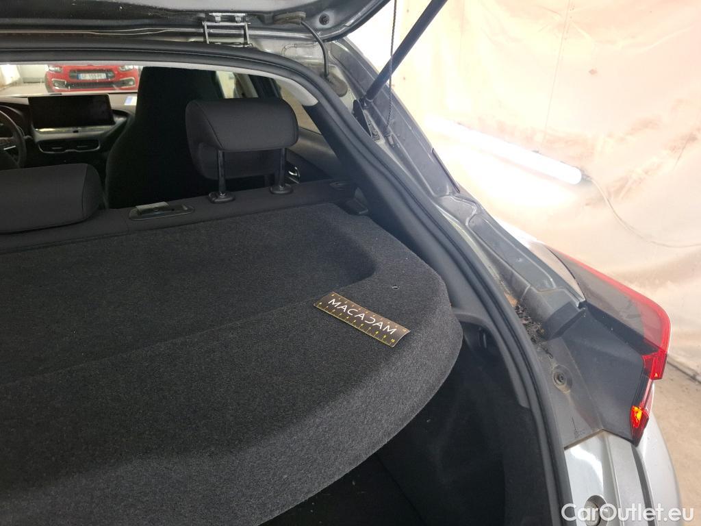  Nissan  Juke NISSAN  / 2019 / 5P / Crossover Hybrid 143 Business Edition #17
