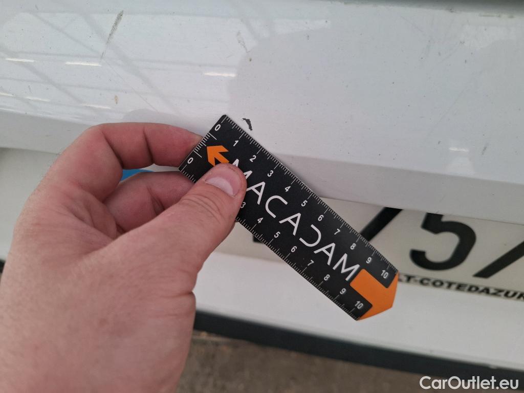  Renault  Clio  / 2019 / 5P / Berline Zen TCe 100 / GPL  #21