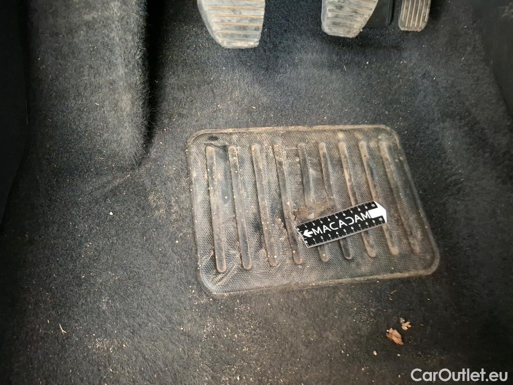  Citroen  C3  Société Feel 1.5 BlueHDI 100CV BVM6 E6d #7