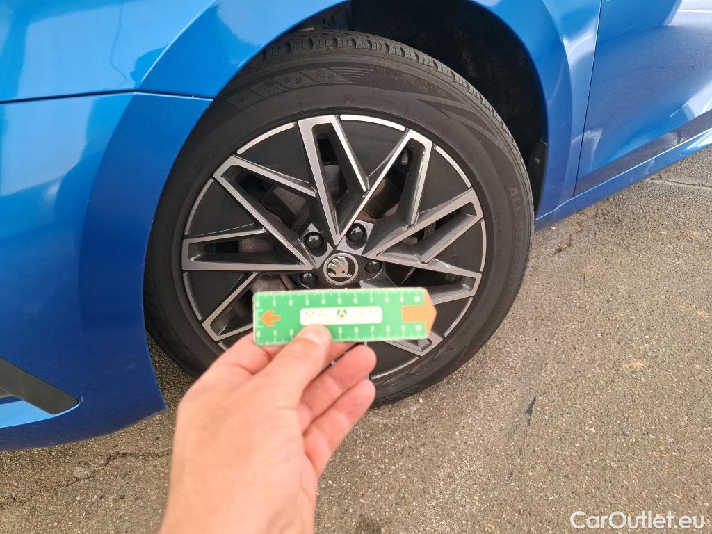  Skoda  Octavia  Break Sportline 2.0 TDI 150CV BVA7 E6d #25