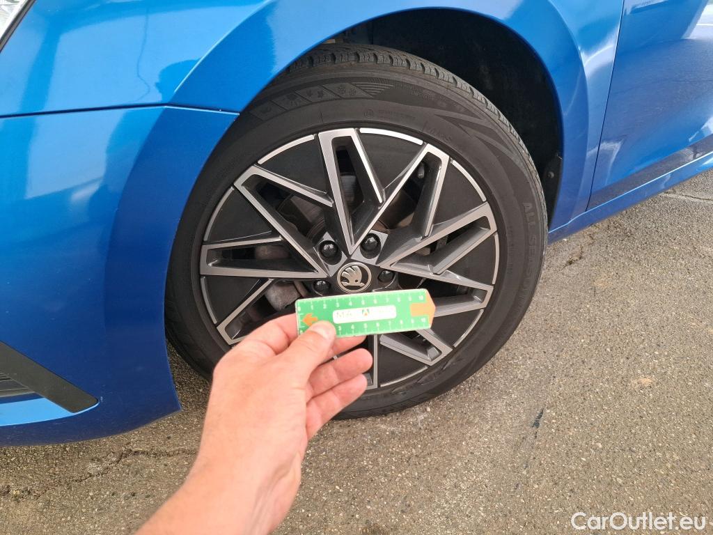  Skoda  Octavia  Break Sportline 2.0 TDI 150CV BVA7 E6d #27