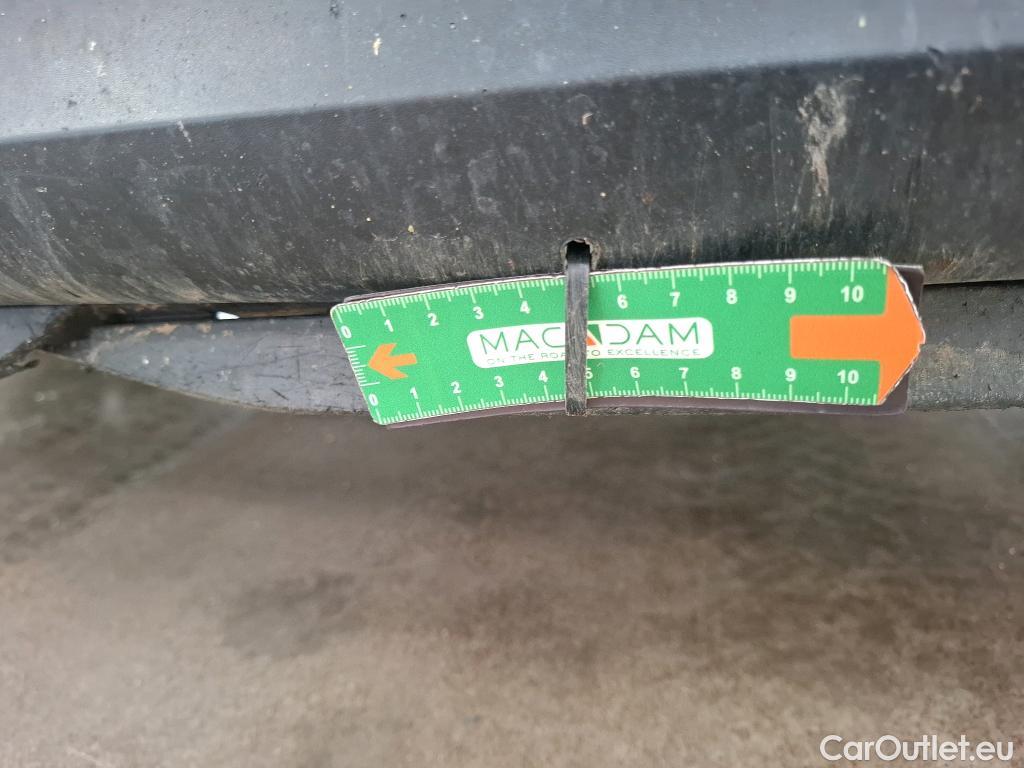  Citroen  C3  Société Feel Nav 1.2 PureTech 80CV BVM5 E6d #34
