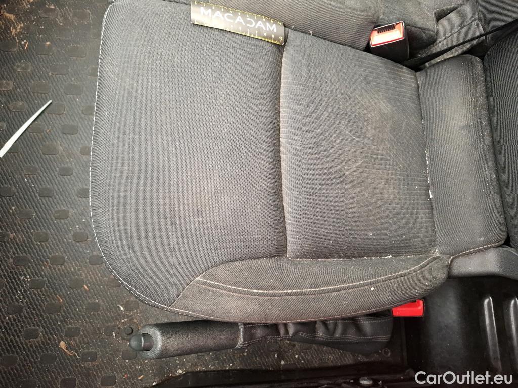 Renault  Trafic  Fourgon L2H1 1300 Confort 1.6 dCi #39