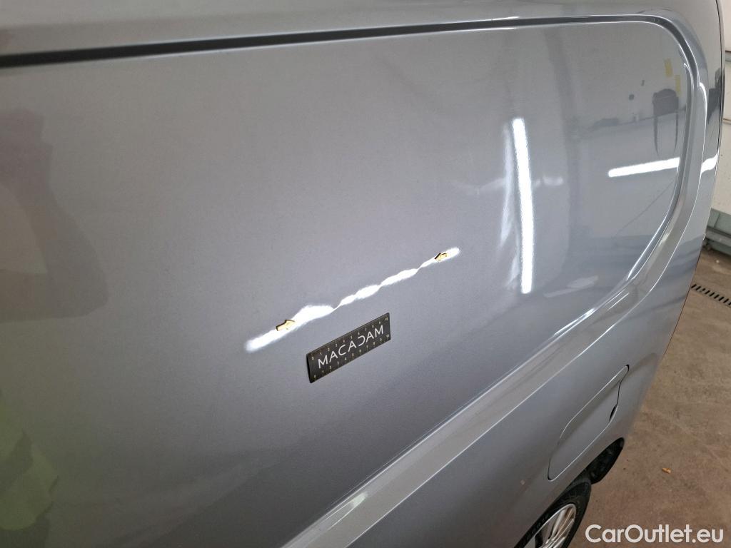  Toyota  Proace TOYOTA  City / 2019 / 4P / Fourgonnette 1.5 Medium 130 D-4D Business #2
