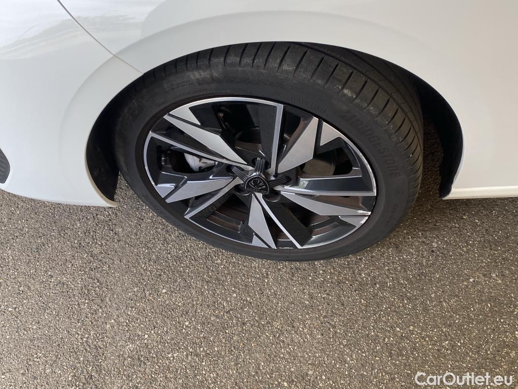  Peugeot  308  Allure 1.5 HDi 130CV BVM6 E6d #11