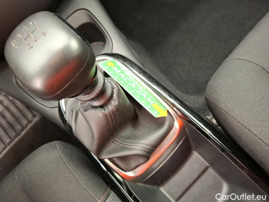  Citroen  C4 Cactus  Feel Business 1.2 PureTech 110CV BVM6 E6d #14