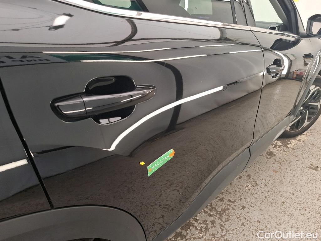  Citroen  C4 CITROEN  X / 2022 / 4P / Berline PureTech 130 S&S EAT8 Shine #4