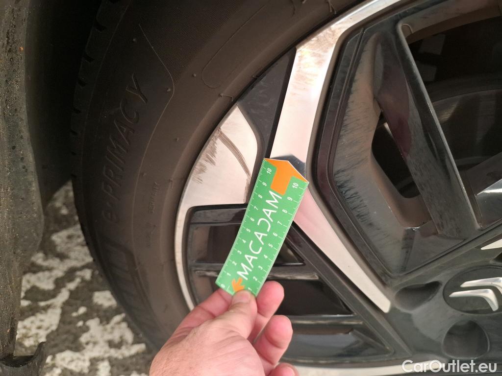  Citroen  C4 CITROEN  X / 2022 / 4P / Berline PureTech 130 S&S EAT8 Shine #16