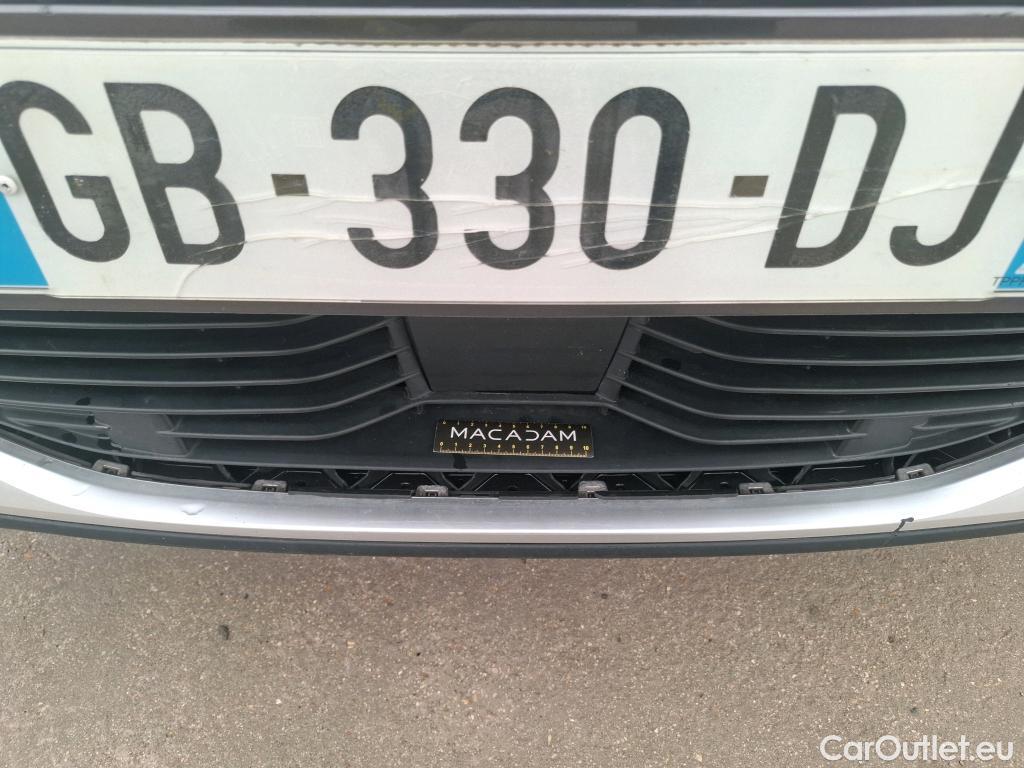  Peugeot  2008  Allure Business 1.5 HDi 130CV BVA8 E6d #76