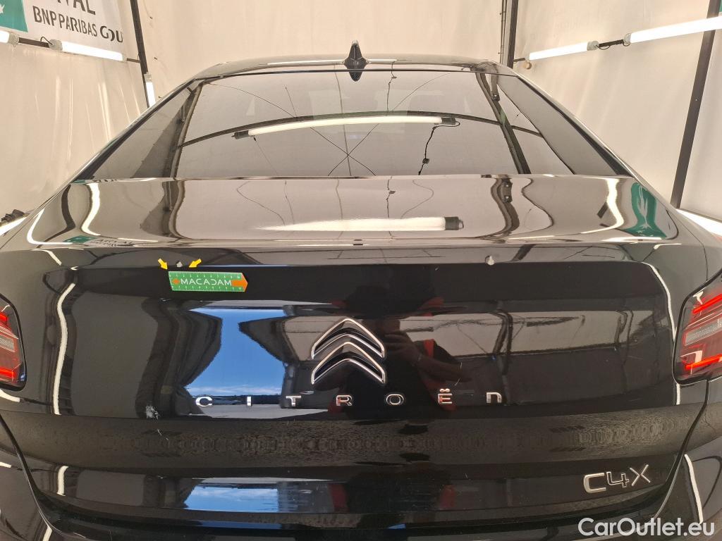  Citroen  C4 CITROEN  X / 2022 / 4P / Berline PureTech 130 S&S EAT8 Shine #1
