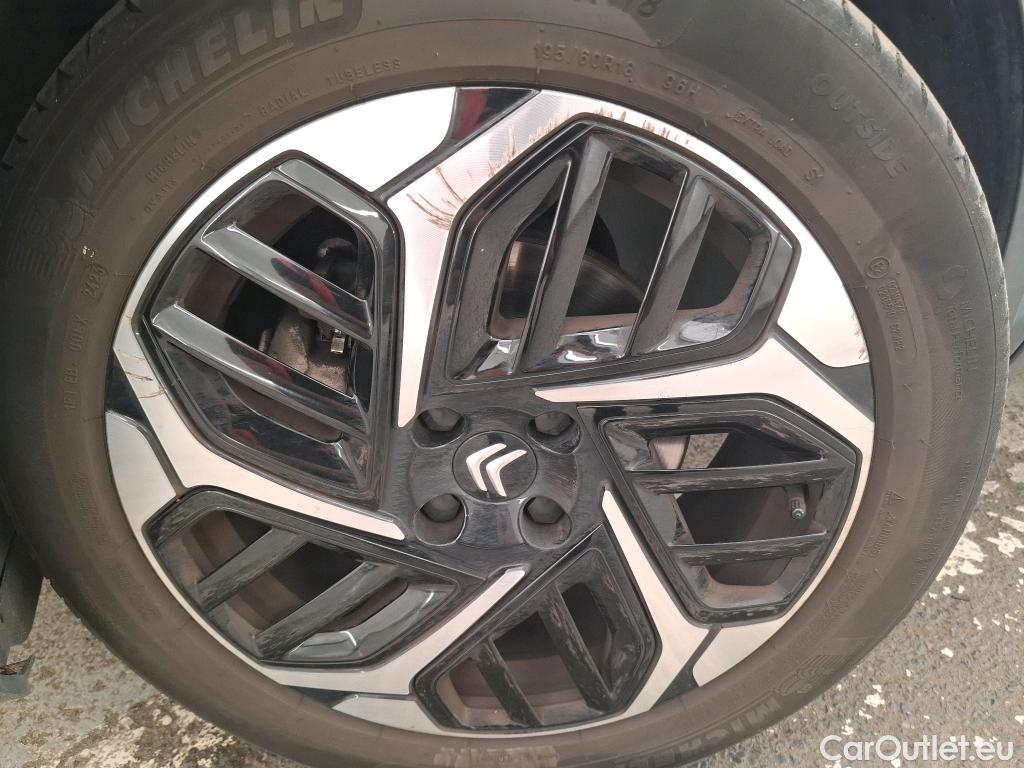  Citroen  C4 CITROEN  X / 2022 / 4P / Berline PureTech 130 S&S EAT8 Shine #11