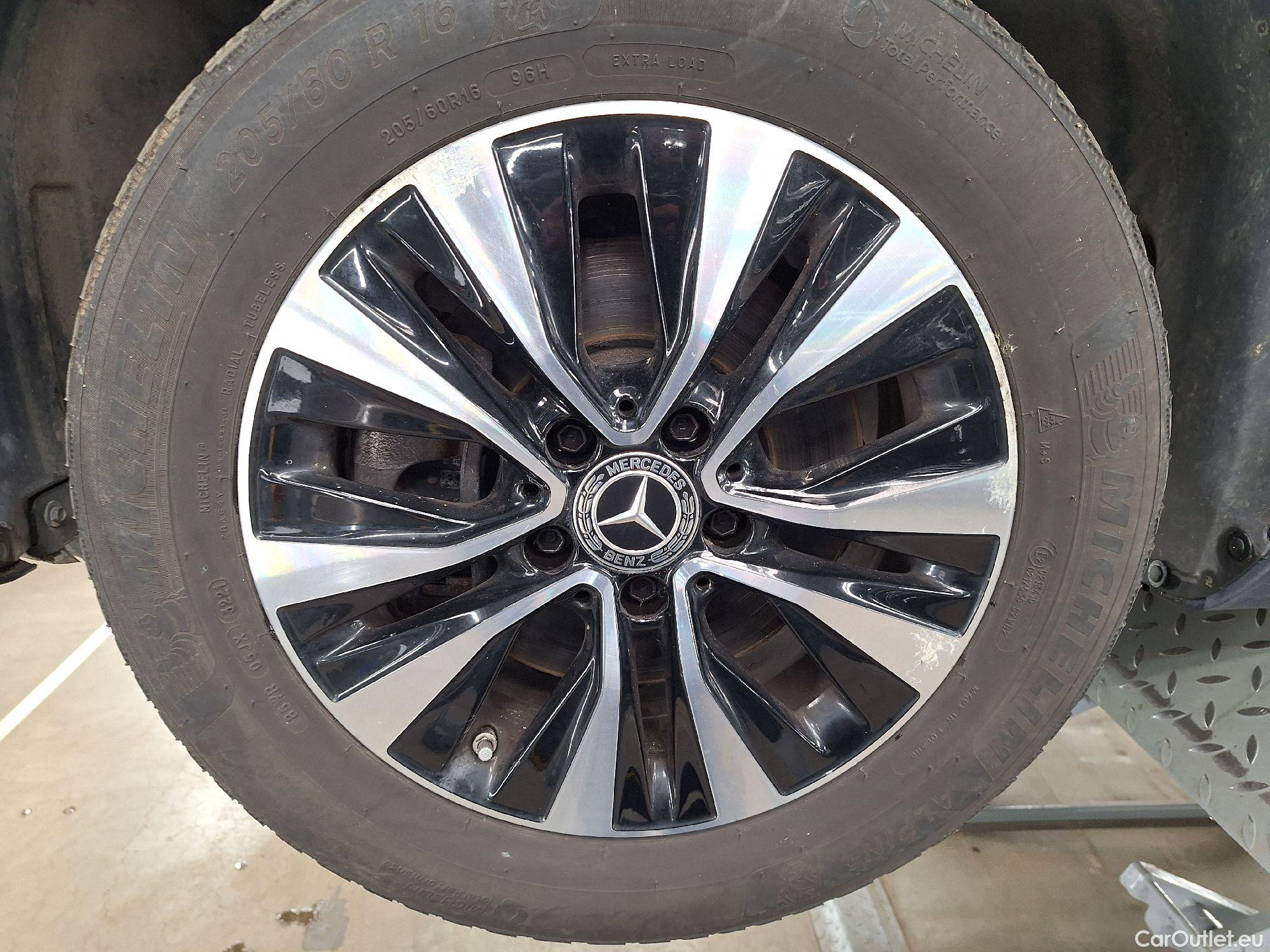  Mercedes  A-Klasse Mercedes, A-Class '18, Mercedes-Benz  A 180 d Business Solution A #22