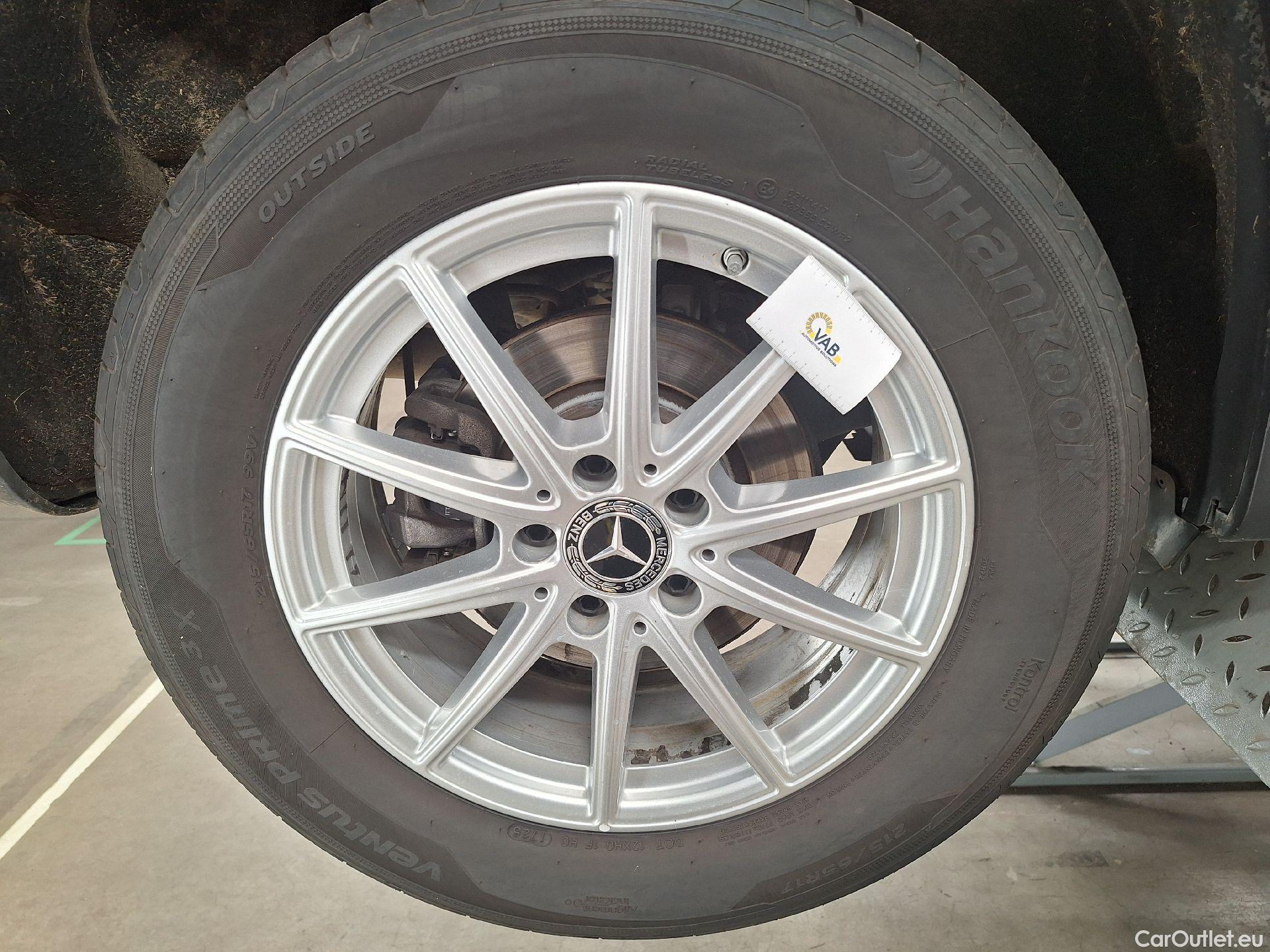  Mercedes  GLB Mercedes,  '19, Mercedes-Benz   180 d 5d #56