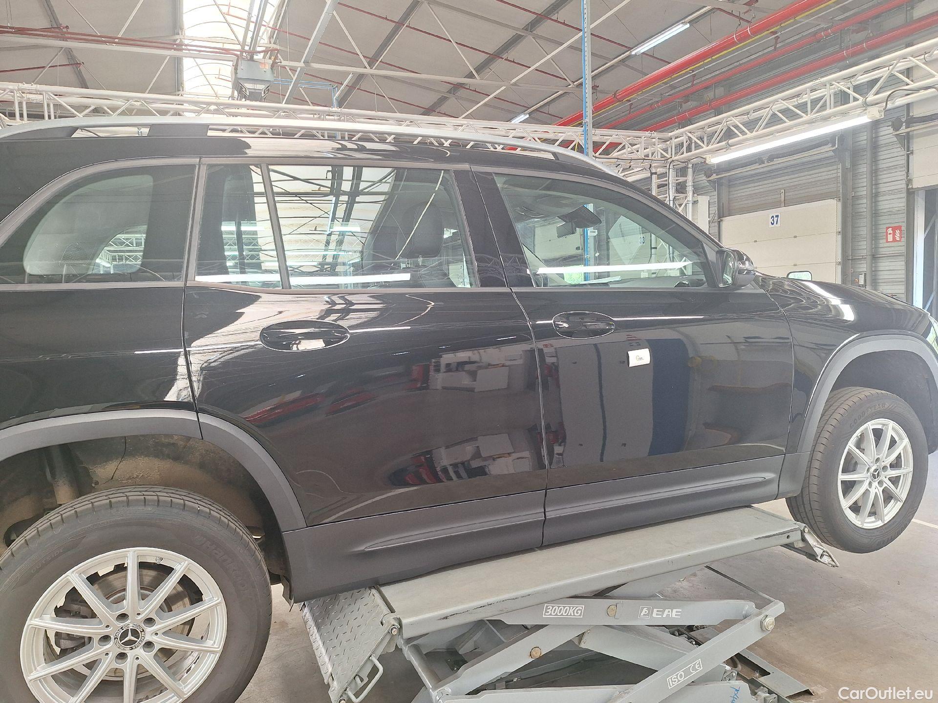  Mercedes  GLB Mercedes,  '19, Mercedes-Benz   180 d 5d #44