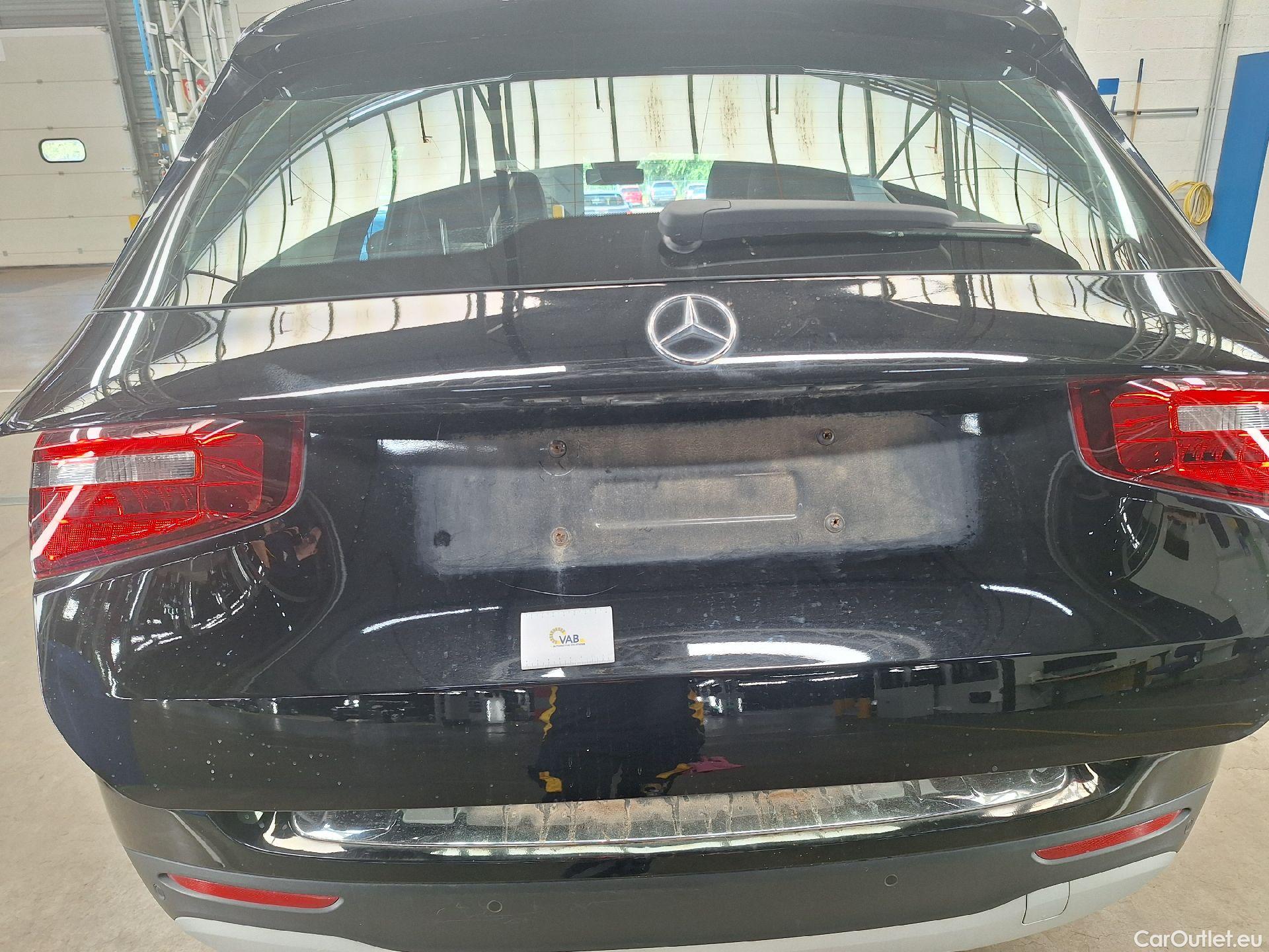  Mercedes  GLB Mercedes,  '19, Mercedes-Benz   180 d 5d #13