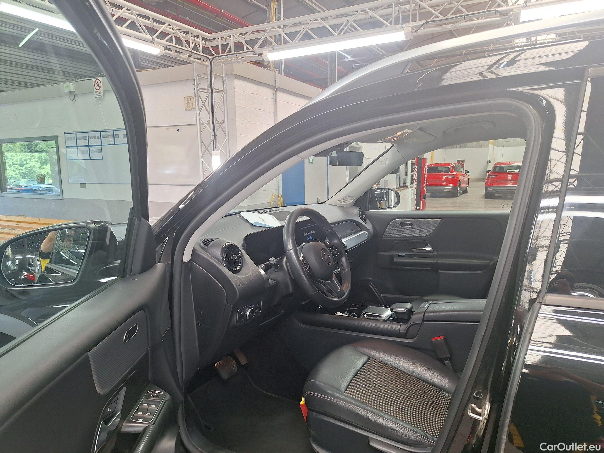  Mercedes  GLB Mercedes,  '19, Mercedes-Benz   180 d 5d #62