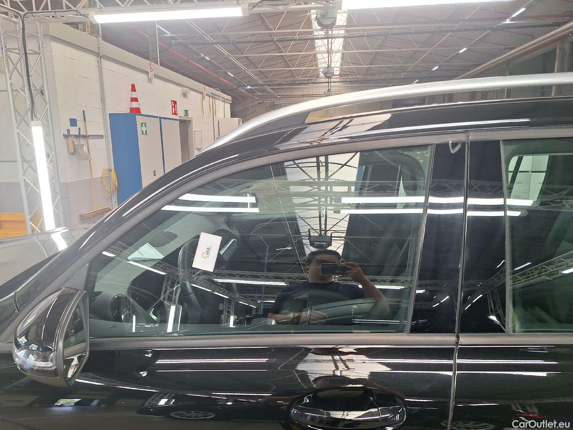  Mercedes  GLB Mercedes,  '19, Mercedes-Benz   180 d 5d #4