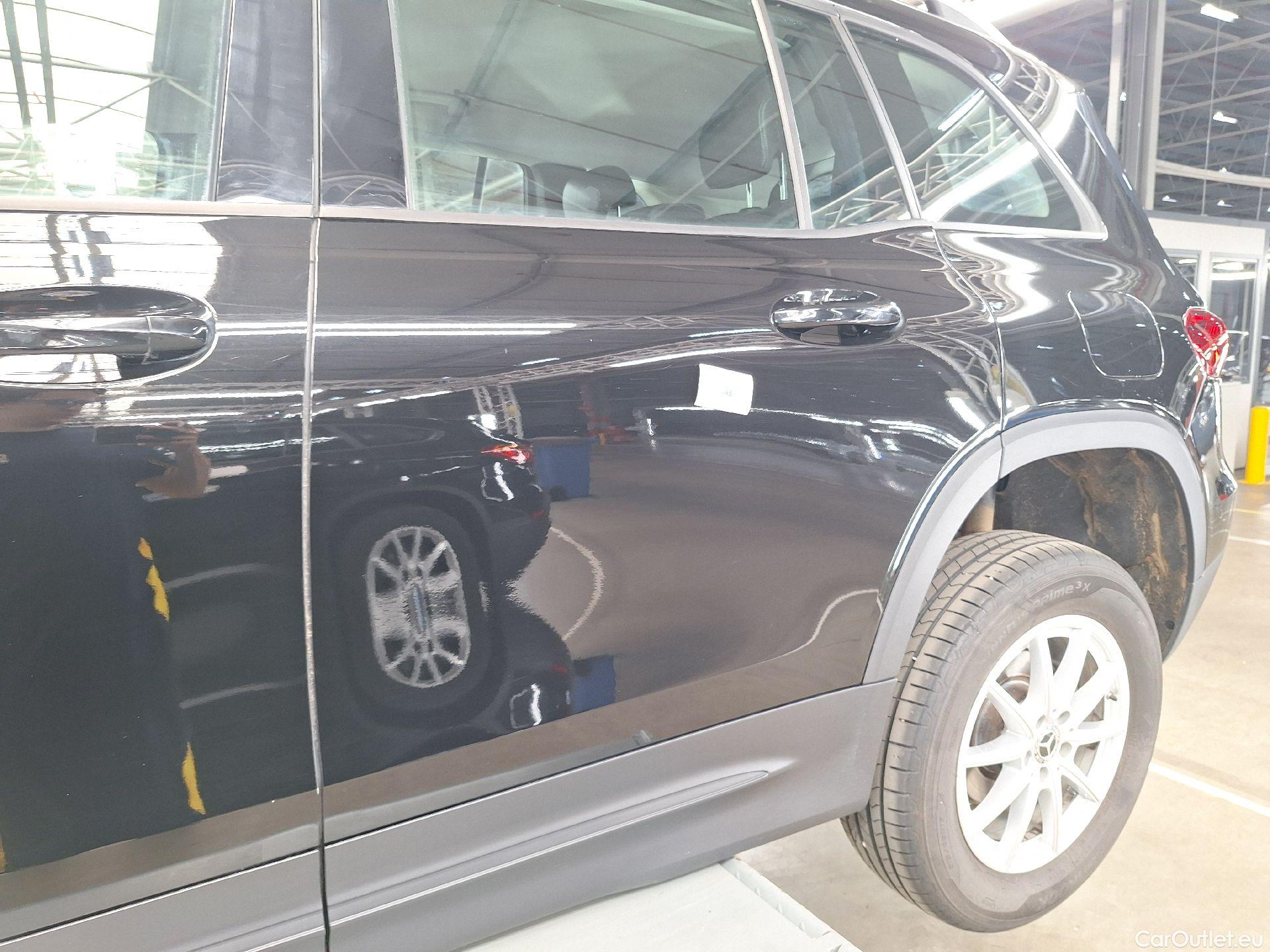  Mercedes  GLB Mercedes,  '19, Mercedes-Benz   180 d 5d #32