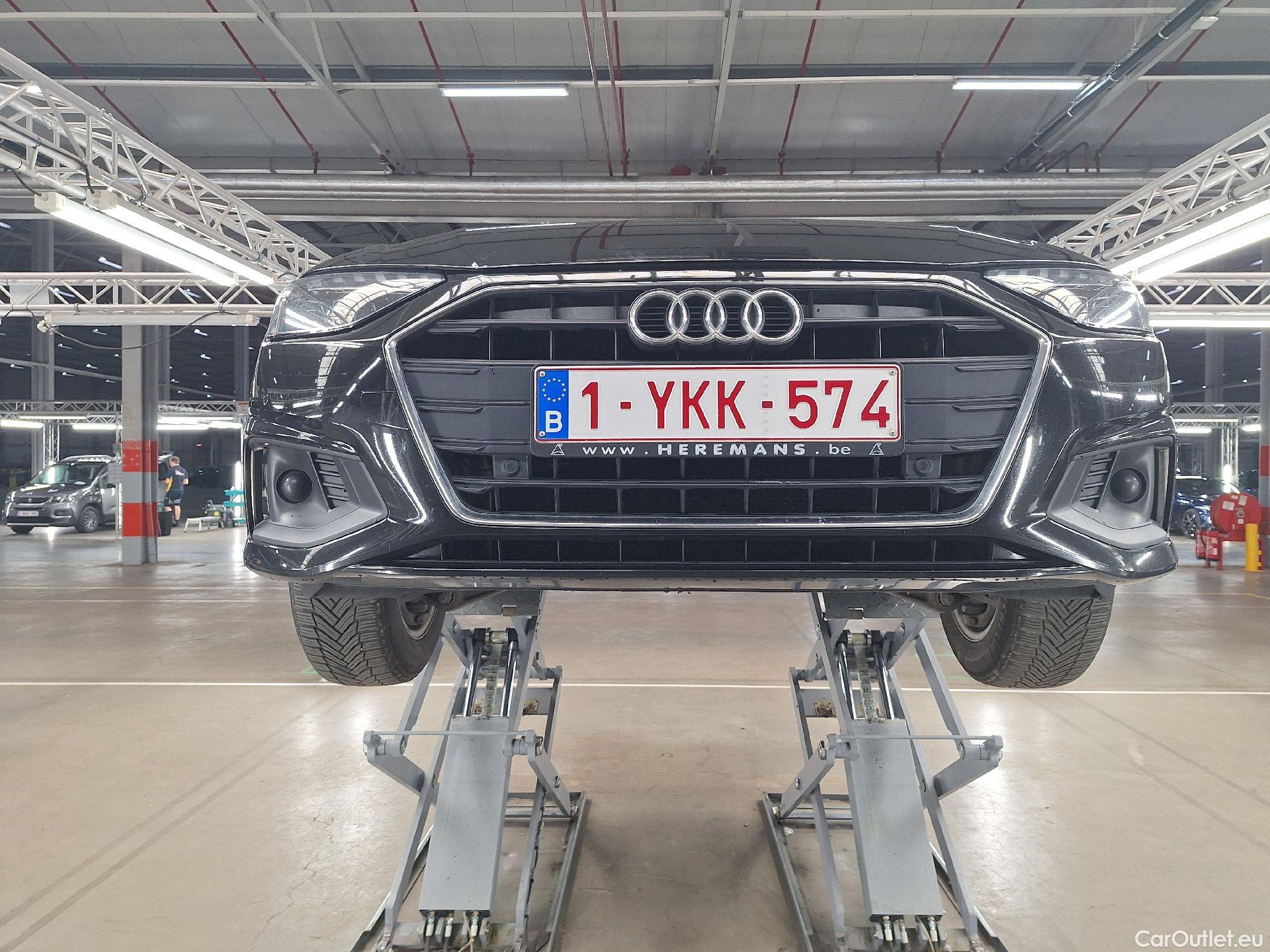  Audi  A4 Audi,  Berline FL'19,  30 TDi Bus.Ed.Str. #30