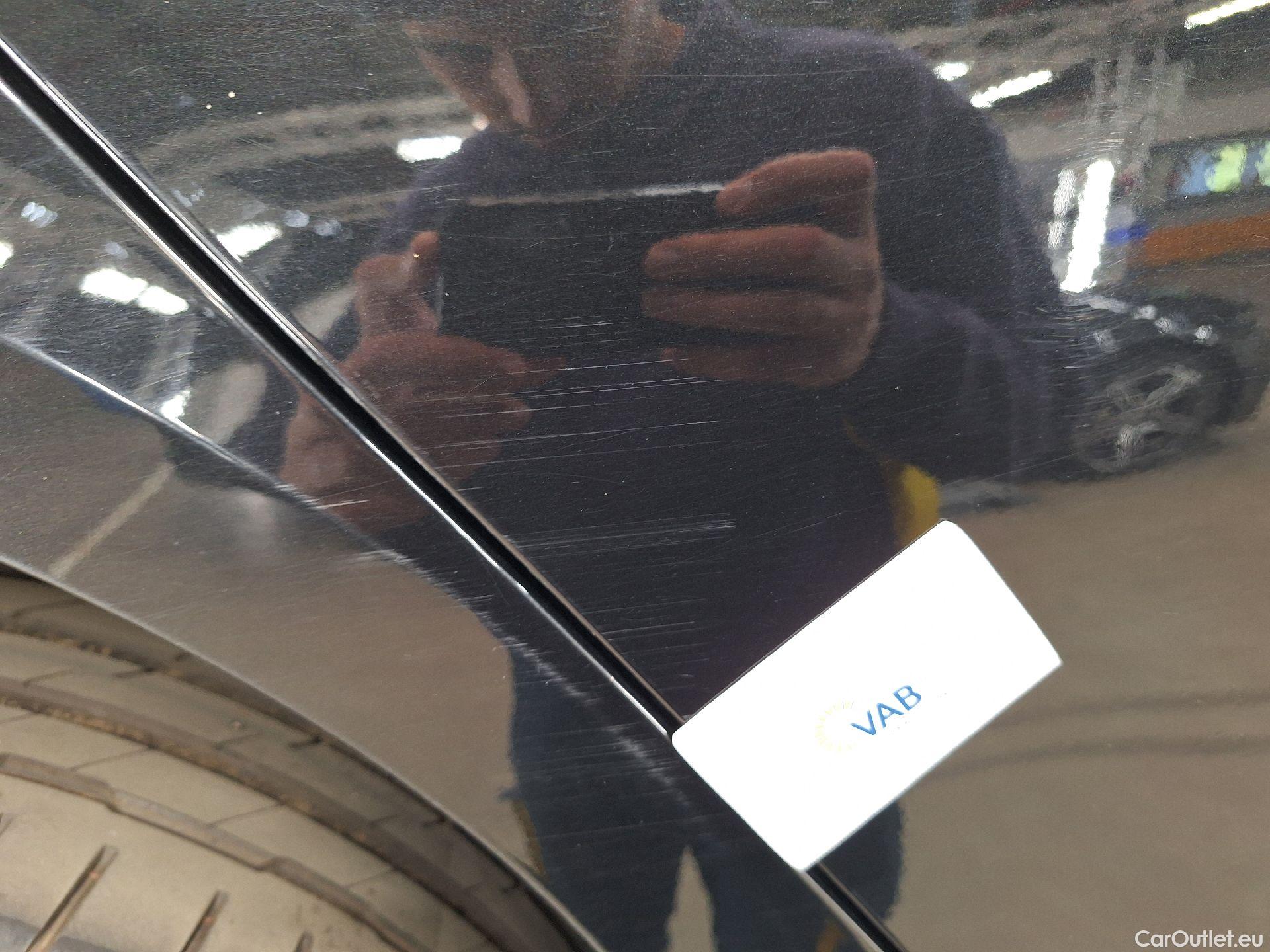  Bmw  Serie 4 BMW, i4 '21 BEV, BMW i4 eDrive40 5d #24