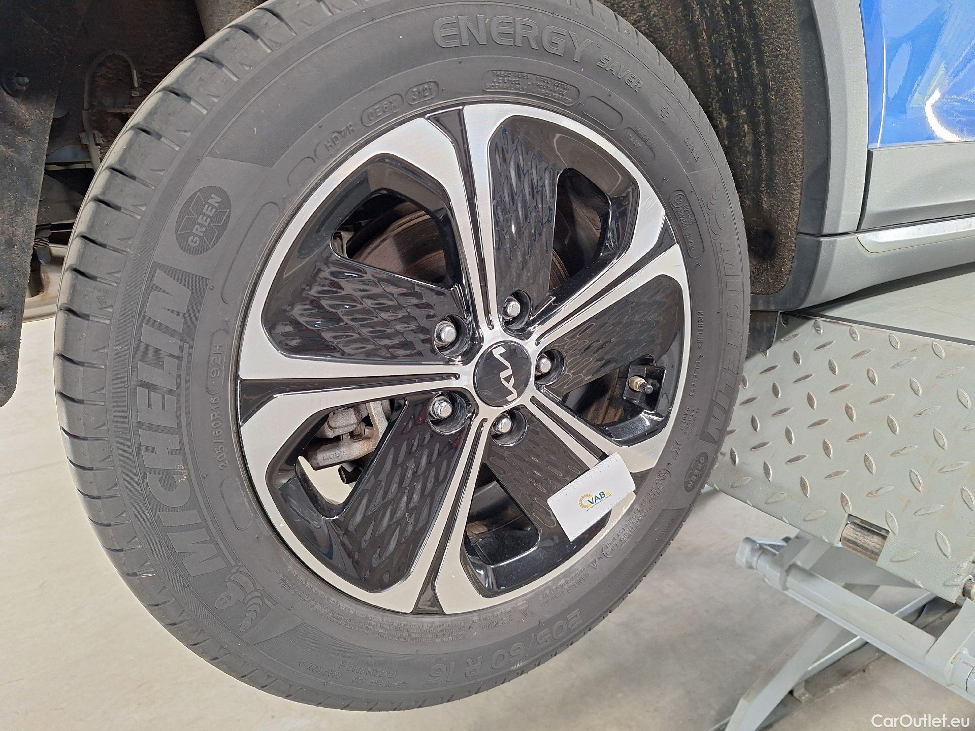  KIA  XCeed Kia,  '19 PHEV, KIA  1.6 GDi PHEV DCT Business Line 5d #46