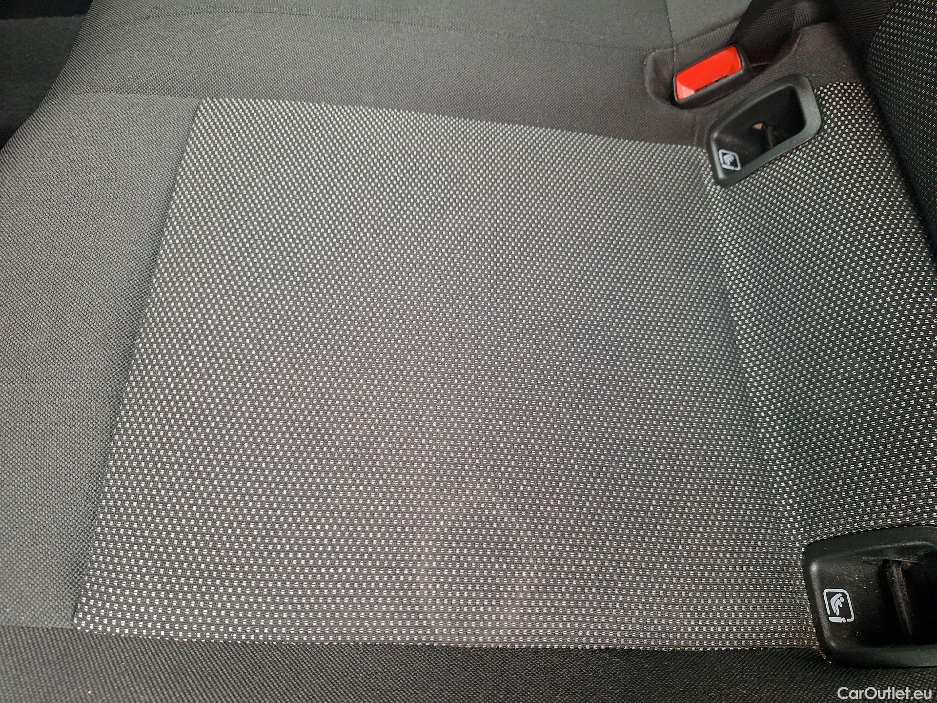  Mercedes  A-Klasse Mercedes, A-Class '18, A 180 d Bus.Solution Aut. #31