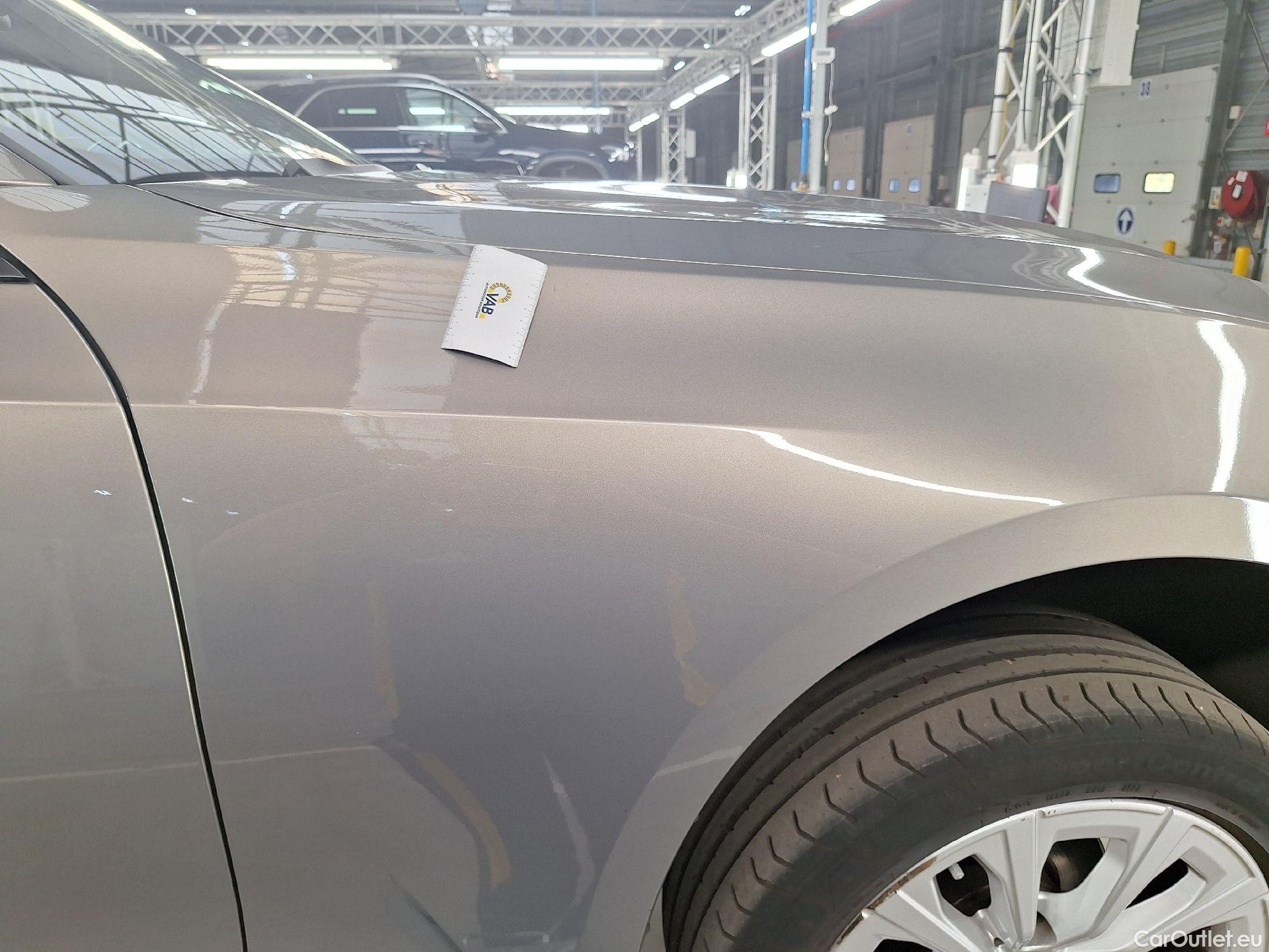  Bmw  Serie 3 BMW, 3-serie Touring '18, BMW 3 Reeks Touring 318dA (100 kW) 5d #37