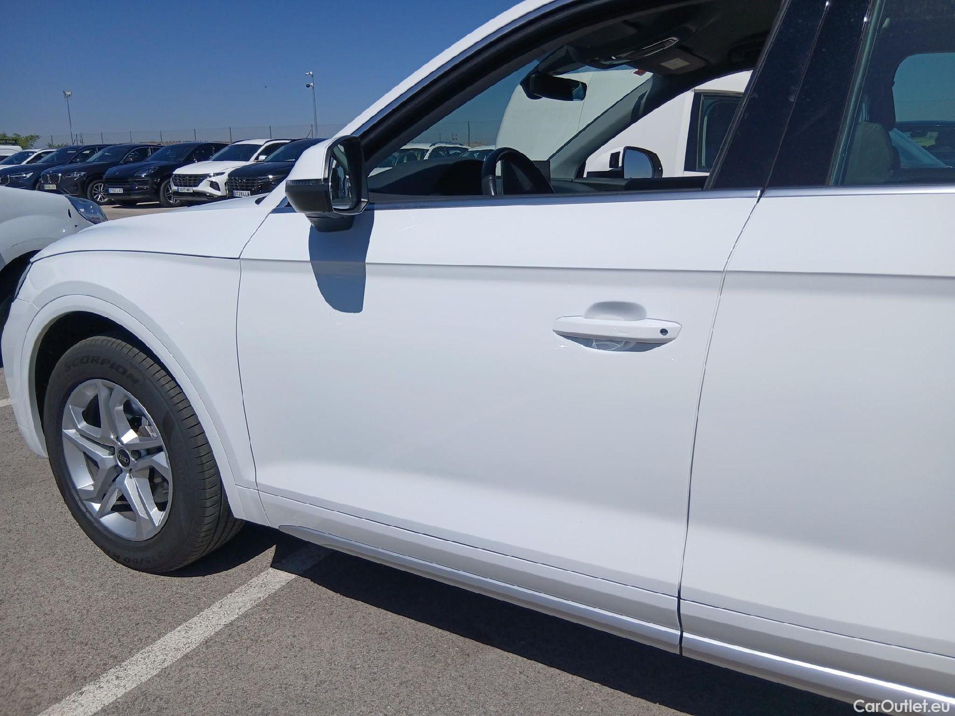  Audi  Q5 AUDI  / 2020 / 5P / todoterreno Advanced 35 TDI 120kW S tronic (AC2) #7