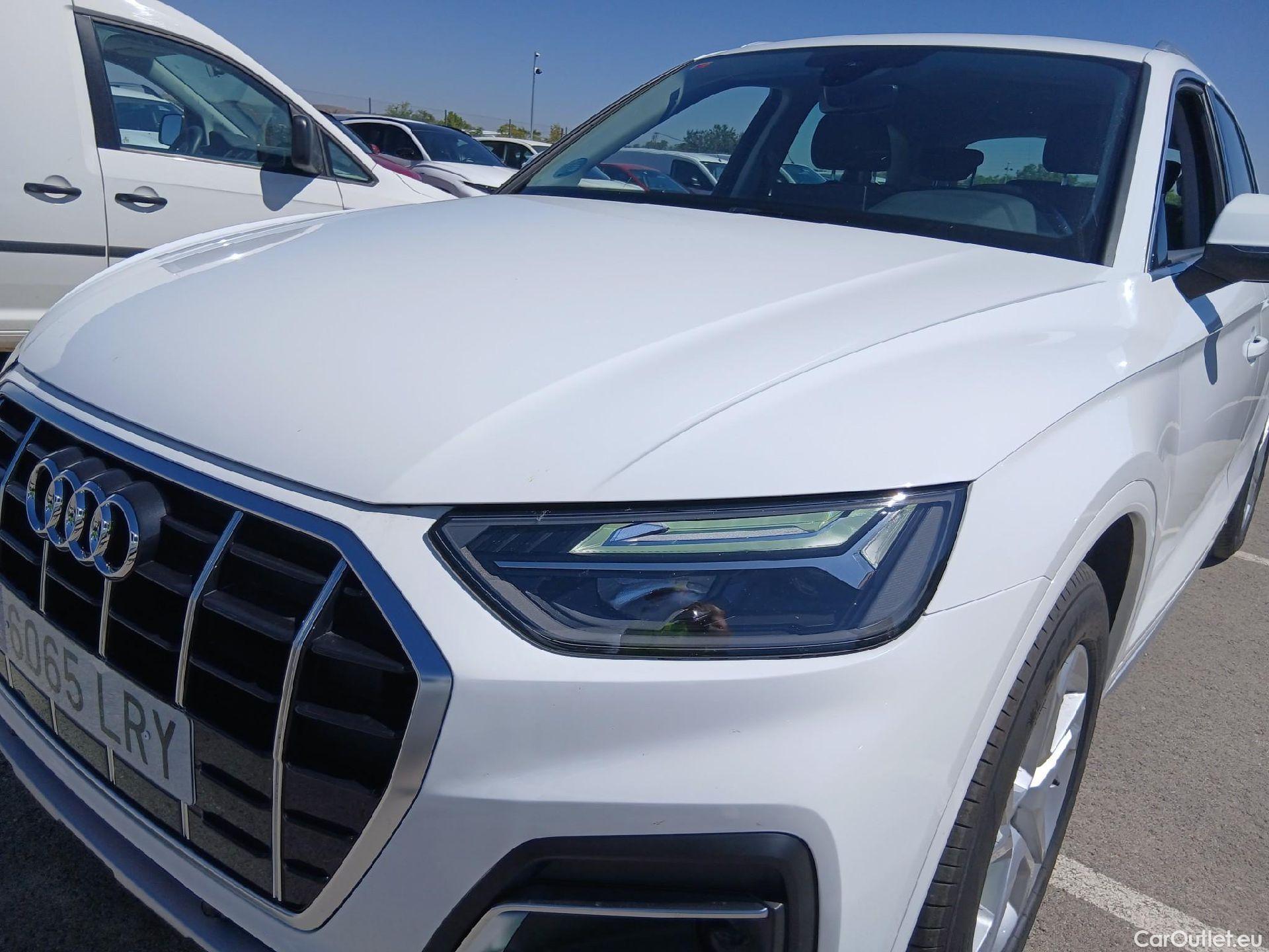  Audi  Q5 AUDI  / 2020 / 5P / todoterreno Advanced 35 TDI 120kW S tronic (AC2) #4
