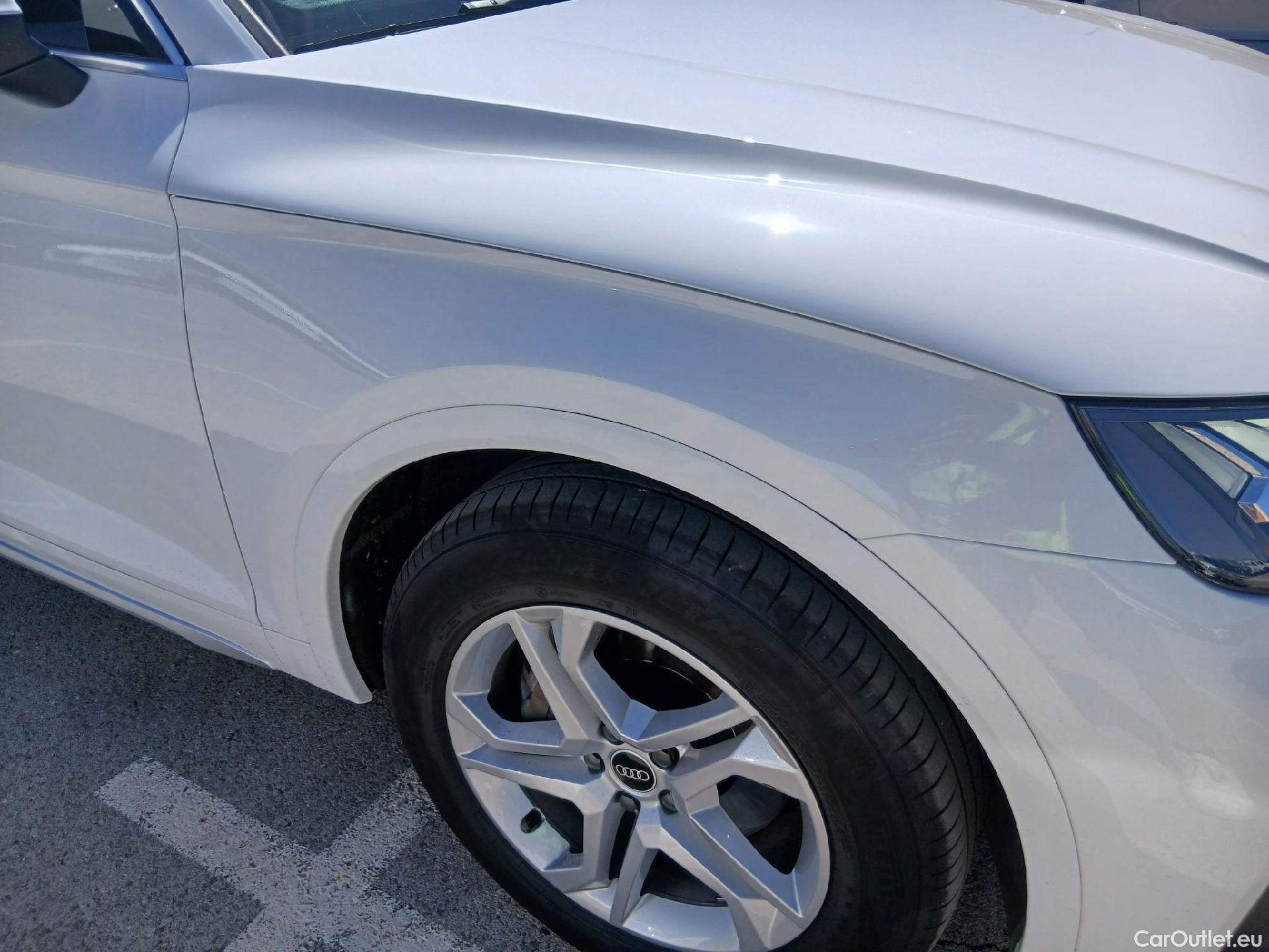  Audi  Q5 AUDI  / 2020 / 5P / todoterreno Advanced 35 TDI 120kW S tronic (AC2) #24