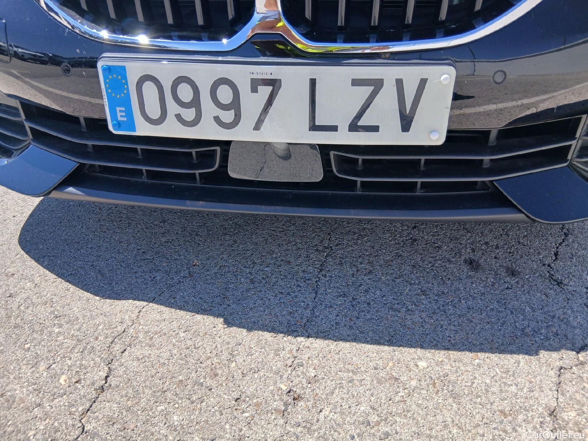  Bmw  Serie 1 BMW  / 2019 / 5P / berlina con portón 118d #10
