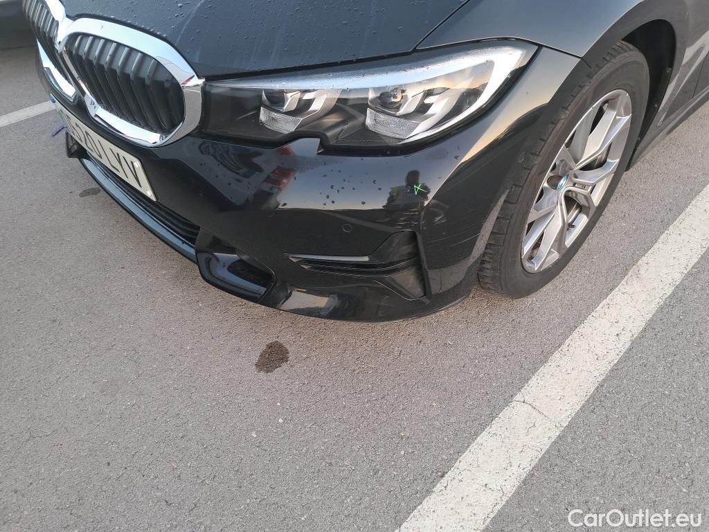  Bmw  Serie 3 BMW  / 2018 / 4P / sedán 320d Auto. #15