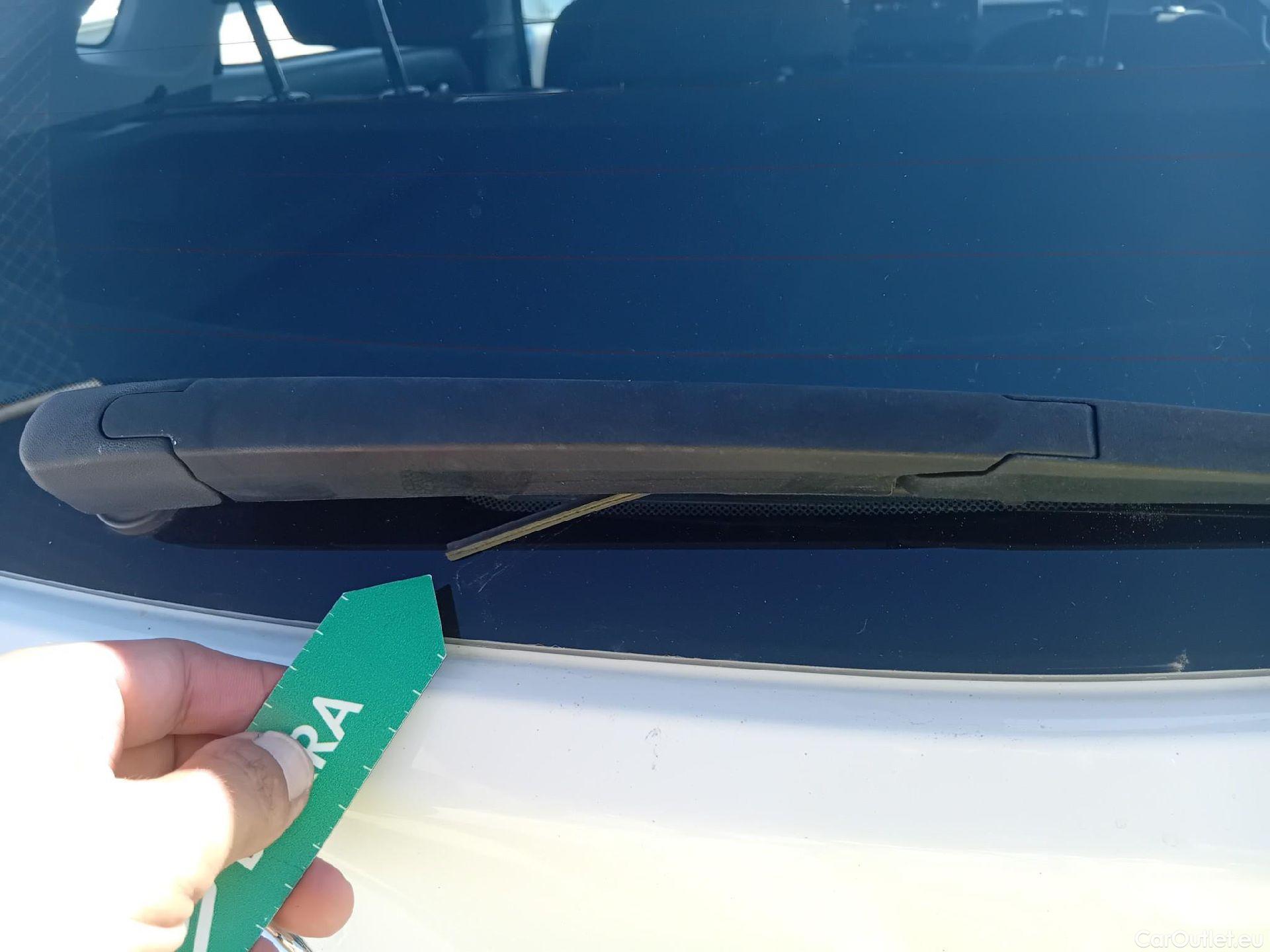  Hyundai  Konna HYUNDAI Kona / 2020 / 5P / todoterreno 1.0 TGDI Maxx 4X2 DCT #39