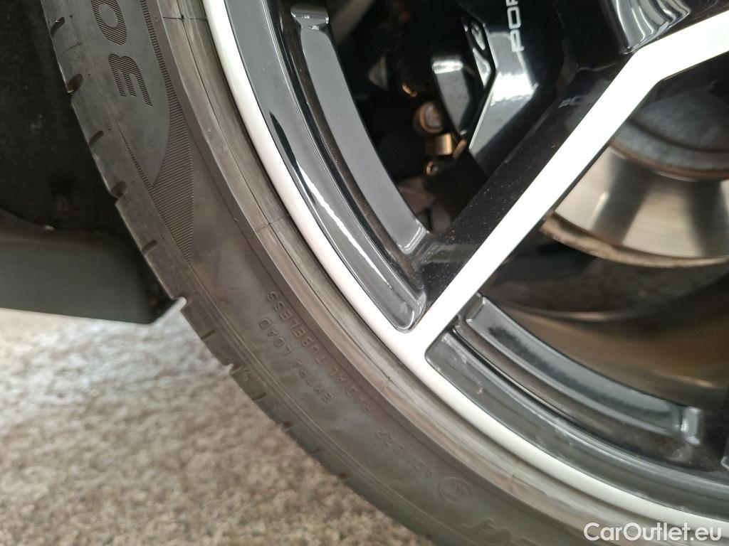  Porsche  Taycan  4S 79kWh BVA #11