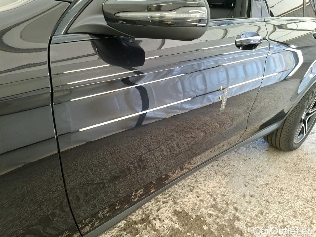  Mercedes  G-Klasee MERCEDES-BENZ GLC Coupe / 2019 / 5P / Coupé 2.0 GLC 300 E BUSINESS LINE 4MATIC #1