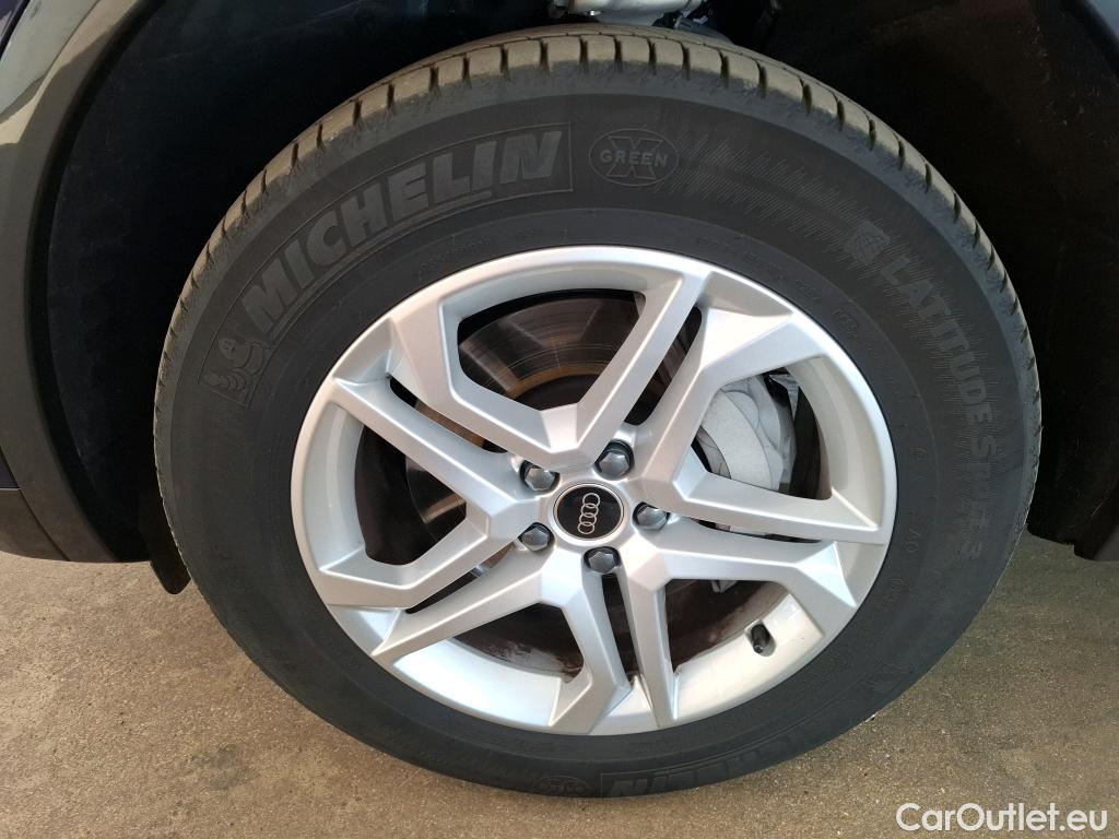 Audi  Q5 AUDI  / 2020 / 5P / SUV 50 TFSI e 299 QTT S TRO 7 BUSINESS EXE #2