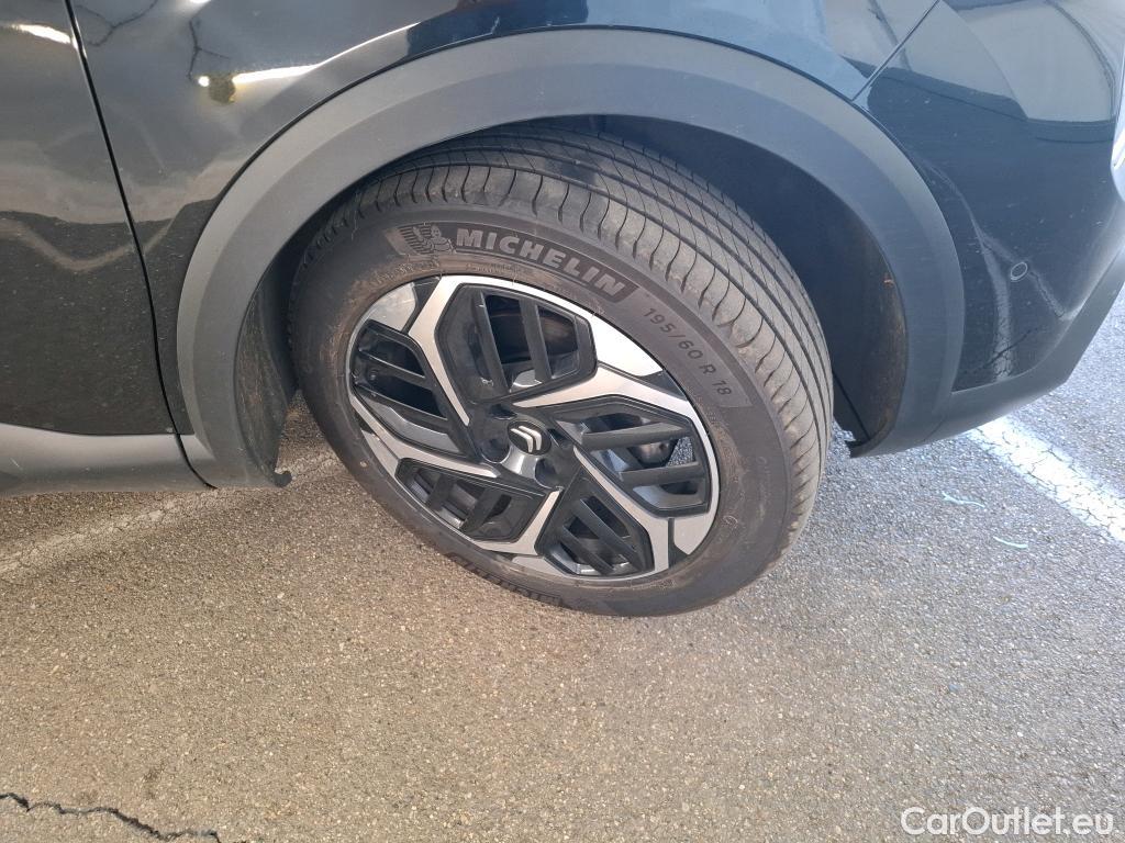  Citroen  C4 CITROEN  X / 2022 / 4P / Berline PureTech 130 S&S EAT8 Shine #48