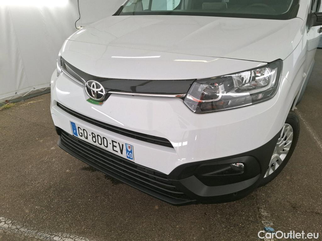  Toyota  Proace TOYOTA  City / 2019 / 4P / Fourgonnette 1.5 Medium 100 D-4D Business #54