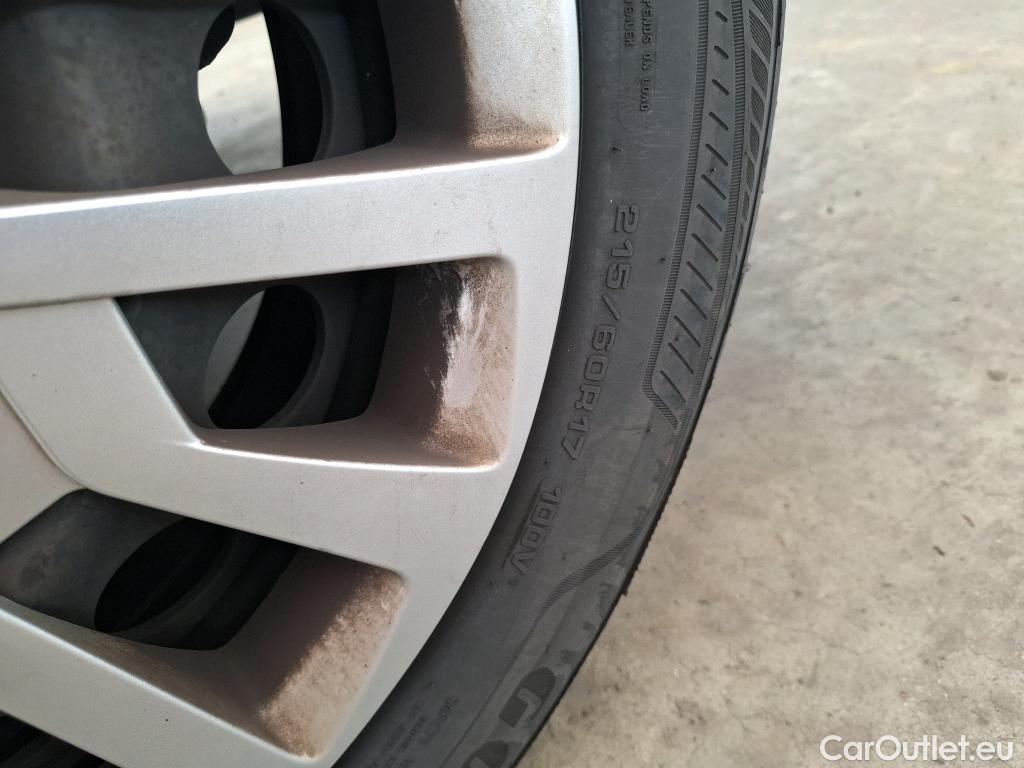  Fiat  Scudo FIAT  / 2021 / 4P / Fourgon tôlé 2.0 Mjet3 145ch 5.3 Standard Pro Lounge #33