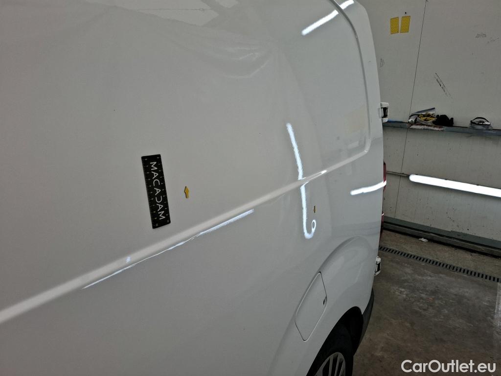  Fiat  Scudo FIAT  / 2021 / 4P / Fourgon tôlé 2.0 Mjet3 145ch 5.3 Standard Pro Lounge #8