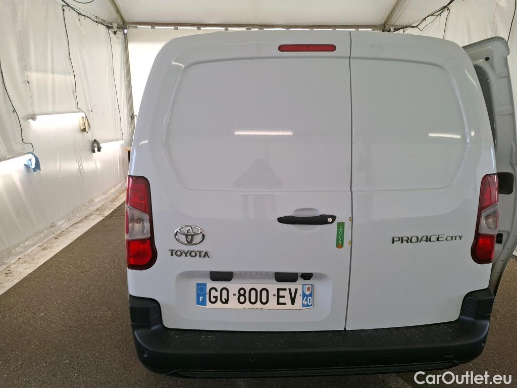  Toyota  Proace TOYOTA  City / 2019 / 4P / Fourgonnette 1.5 Medium 100 D-4D Business #21