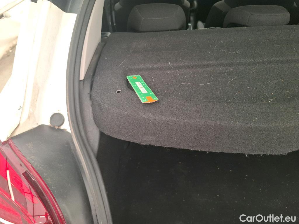  Citroen  C3  Shine 1.5 BlueHDI 100CV BVM6 E6d #9