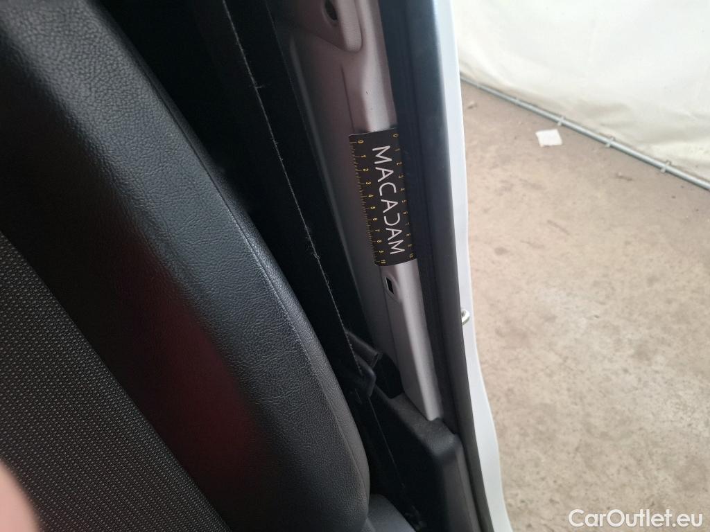  Fiat  Scudo FIAT  / 2021 / 4P / Fourgon tôlé 2.0 Mjet3 145ch 5.3 Standard Pro Lounge #34