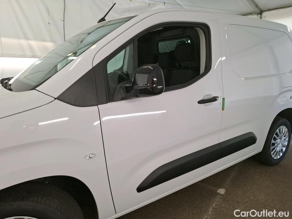  Toyota  Proace TOYOTA  City / 2019 / 4P / Fourgonnette 1.5 Medium 100 D-4D Business #29