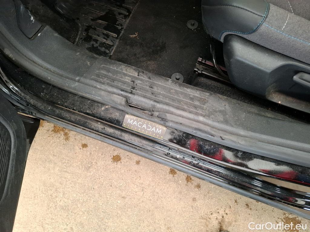  Citroen  C4  X Feel Pack 1.2 PureTech 130CV BVA8 6E #19