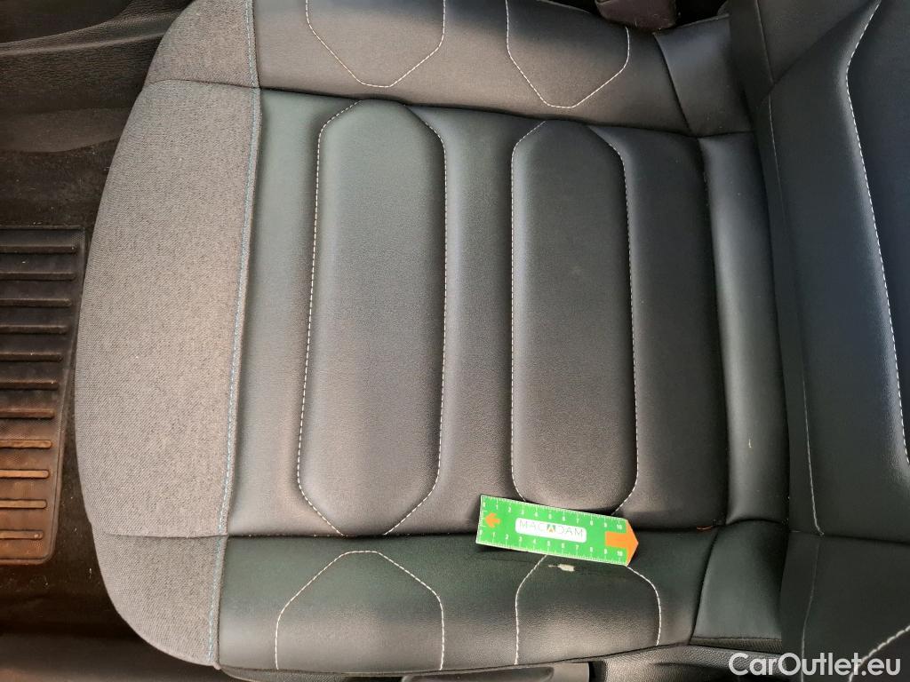  Citroen  C4 CITROEN  X / 2022 / 4P / Berline PureTech 130 S&S EAT8 Shine #14
