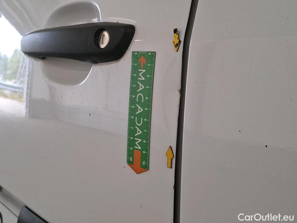  Toyota  Proace TOYOTA  City / 2019 / 4P / Fourgonnette 1.5 Medium 100 D-4D Business #26