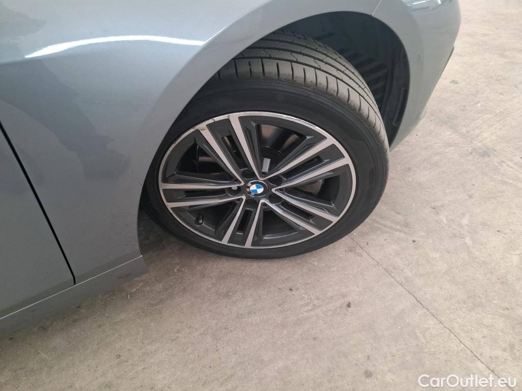  Bmw  Serie 1 BMW Série 1 / 2019 / 5P / Berline 116i DKG7 Business Design #30