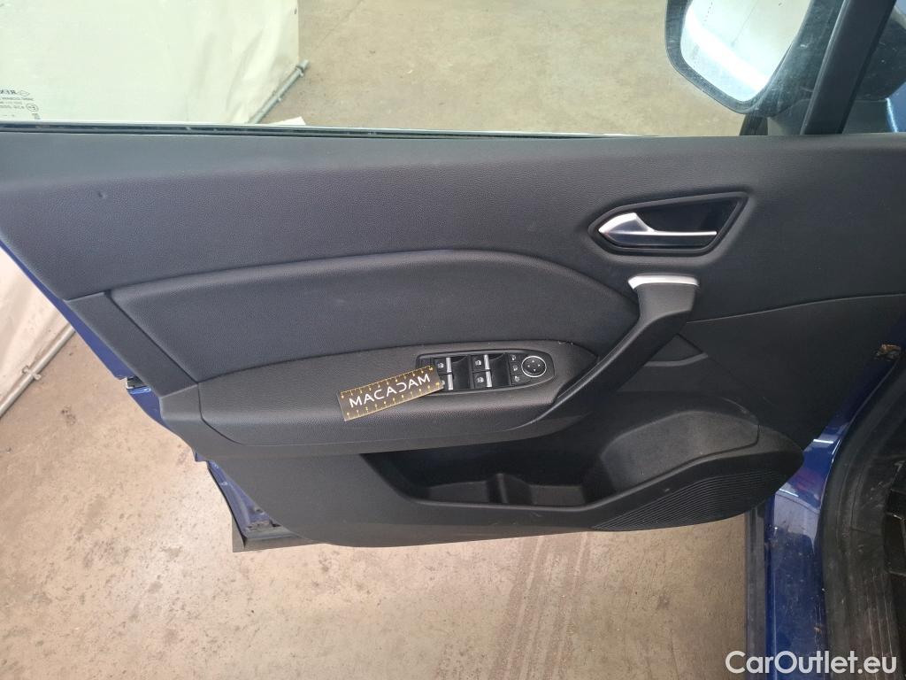  Renault  Captur RENAULT  / 2019 / 5P / SUV Intens E-TECH Plug-in 160 #65